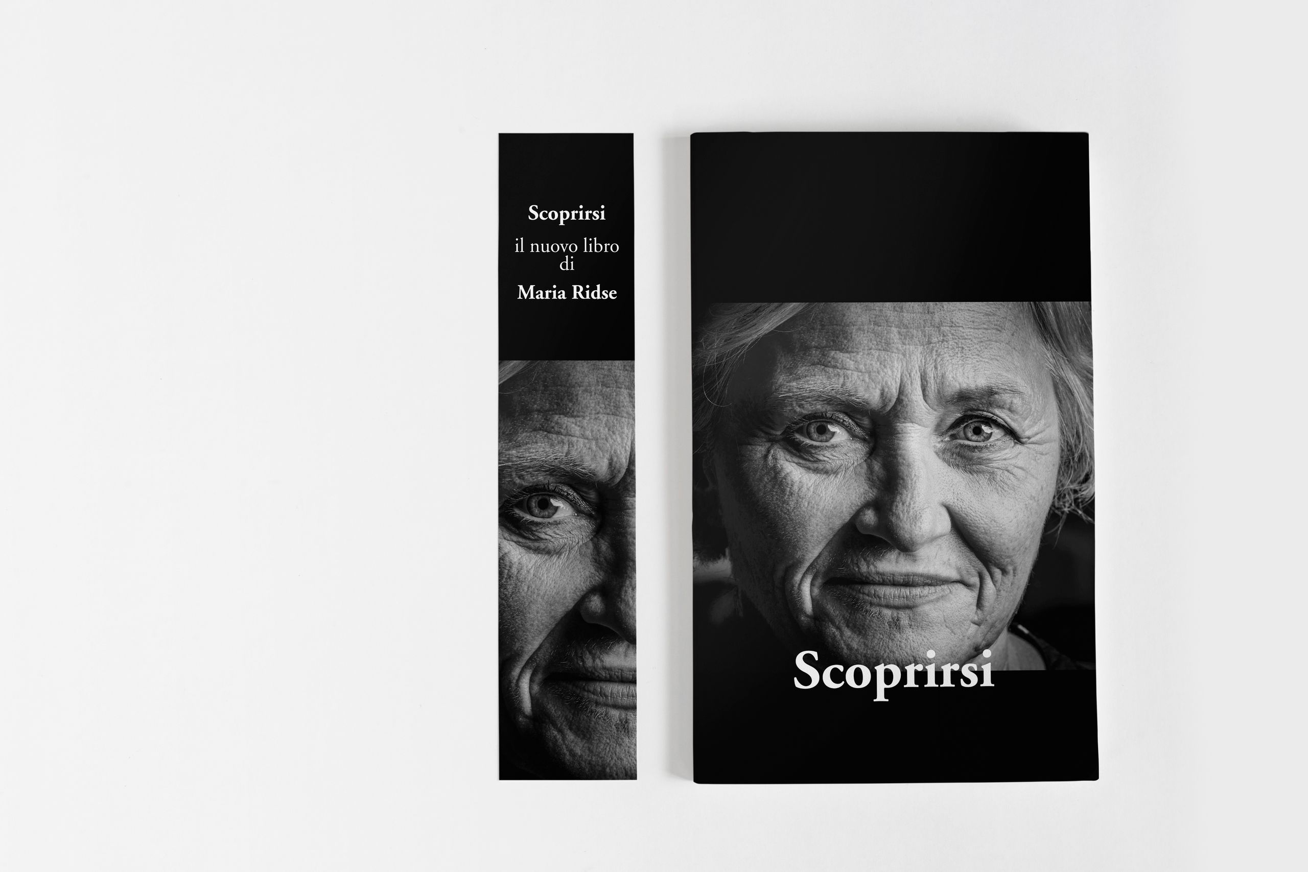 Segnalibro premium con ritratto fotografico bianco e nero accattivante. Sprint24.