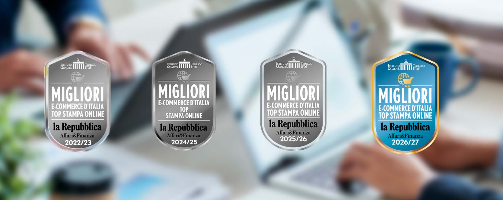 Vuoi fare acquisti tipografici sul web in maniera pratica e veloce? Scopri i servizi di Sprint24, la tipografia che si è classificata tra i migliori e-commerce 2025/2026.