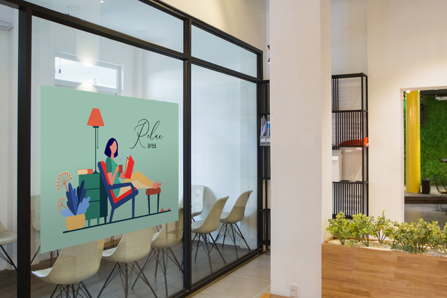 Trasforma la tua vetrina con questo adesivo in vinile personalizzato con colori vivaci e design artistici unici. Le etichette di grandi dimensioni sono perfette per le vetrine dei negozi, l'esposizione dei prodotti e la promozione del marchio con eccezionale durabilità e resistenza alle intemperie. Crea un impatto visivo memorabile con segnaletica adesiva di qualità professionale.