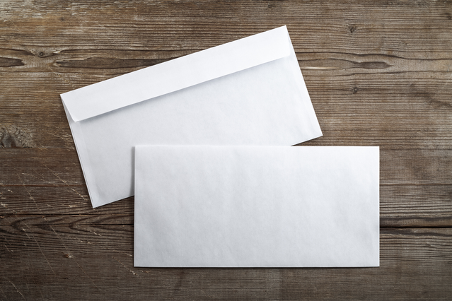 Buste per inviti bianche perfette per la stampa personalizzata e la personalizzazione. Queste buste di carta professionali e senza tempo sono ideali per eventi, annunci e corrispondenza commerciale. Disponibili in volume a prezzi convenienti per migliorare il vostro marchio con design di inviti unici.