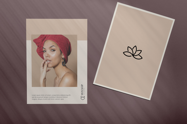 Due cartoline personalizzate — una con un ritratto fotografico di una donna con foulard rosso e una con logo loto minimale su carta beige. La stampa di cartoline in formato A5 o standard è ideale per promuovere mostre, concerti, brand beauty, studi wellness e attività creative con uno strumento di marketing stampato versatile e ad alto impatto.