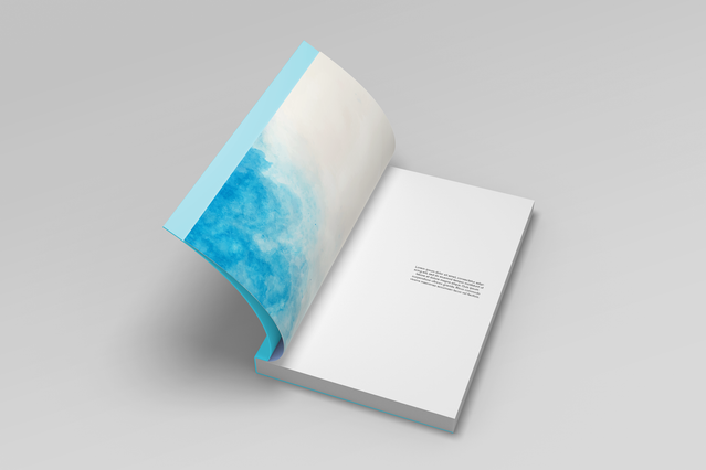 Catalogo professionale con copertina flessibile caratterizzato da design artistico personalizzato in tonalità blu vibranti. Perfetto per i marchi che desiderano raccontare la loro storia unica attraverso cataloghi stampati e materiali di presentazione dei prodotti. Sprint24 offre stampa di cataloghi con copertina flessibile di qualità premium con sconti fino al 40%.