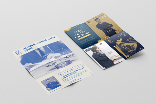 Due pieghevoli a croce personalizzati per un 'International Law Firm' — una versione bianca con tipografia blu e ritratto di avvocato, e una versione blu navy/oro con foto professionale. I pieghevoli a croce personalizzati sono strumenti di marketing versatili per studi legali, consulenze e servizi professionali — ideali per riunioni con clienti, conferenze ed eventi di settore.