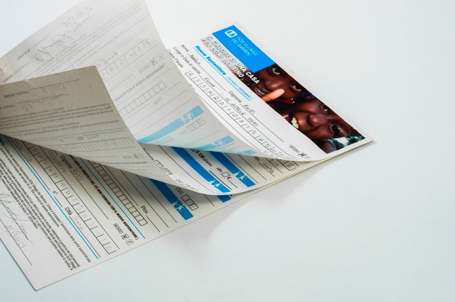 Scopri la versatilità della stampa personalizzata su carta chimica con Sprint24. La nostra carta chimica ad alta resistenza presenta tabelle di dati nitide, grafiche vivaci e riproduzioni fotografiche di qualità—ideali per report, materiali di marketing e applicazioni di stampa specializzate. Scegli la carta chimica per durabilità e risultati professionali.