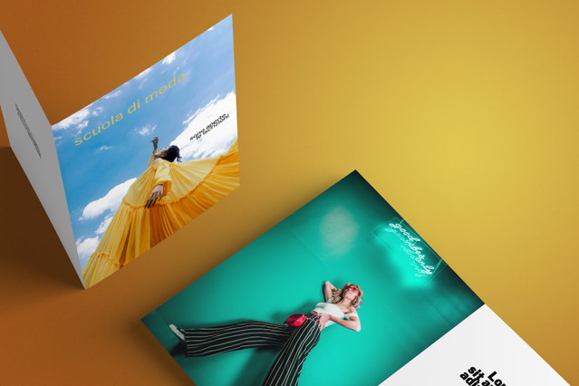 Questo pieghevole A3 vibrante mostra una qualità di stampa professionale con colori accattivanti e immagini dettagliate. Ideale per campagne di marketing, cataloghi di prodotti e materiali promozionali che richiedono progetti personalizzati. Crea e personalizza i tuoi pieghevoli A3 online con finiture di alta qualità a prezzi competitivi.