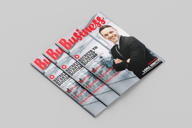 Riviste stampate di alta qualità con fotografie a colori vivaci e layout professionali mostrano le capacità di stampa di Sprint24. Ogni numero presenta un design curato con più pagine spread, ideale per aziende ed editori che cercano stampa di riviste personalizzate con qualità di stampa eccezionale.