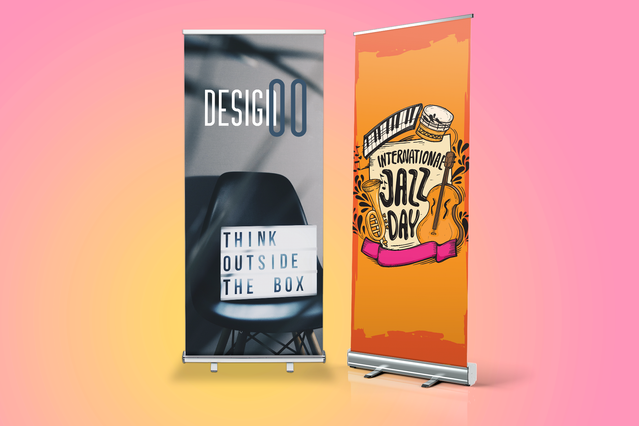 Striscioni roll-up professionali design grafico personalizzato per fiere commerciali. Sprint24.