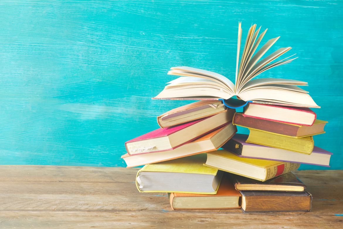 Ad ogni libro la sua impaginazione: ecco i principali tipi di libri da stampare: Sei uno scrittore e vuoi raccontare la tua storia? Scopri come incuriosire il lettore in base all'impaginazione dei vari tipi di libri. Ad ogni libro la sua impaginazione: ecco i principali tipi di libri da stampare: Sei uno scrittore e vuoi raccontare la tua storia? Scopri come incuriosire il lettore in base all'impaginazione dei vari tipi di libri.
