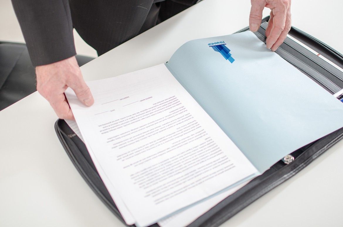 Come fare un press-kit: consigli per le aziende: Vuoi preparare dei press-kit perfetti che mettino in luce tutte le caratteristiche della tua azienda? Ecco la guida di Sprint24 per le aziende! Come fare un press-kit: consigli per le aziende: Vuoi preparare dei press-kit perfetti che mettino in luce tutte le caratteristiche della tua azienda? Ecco la guida di Sprint24 per le aziende!