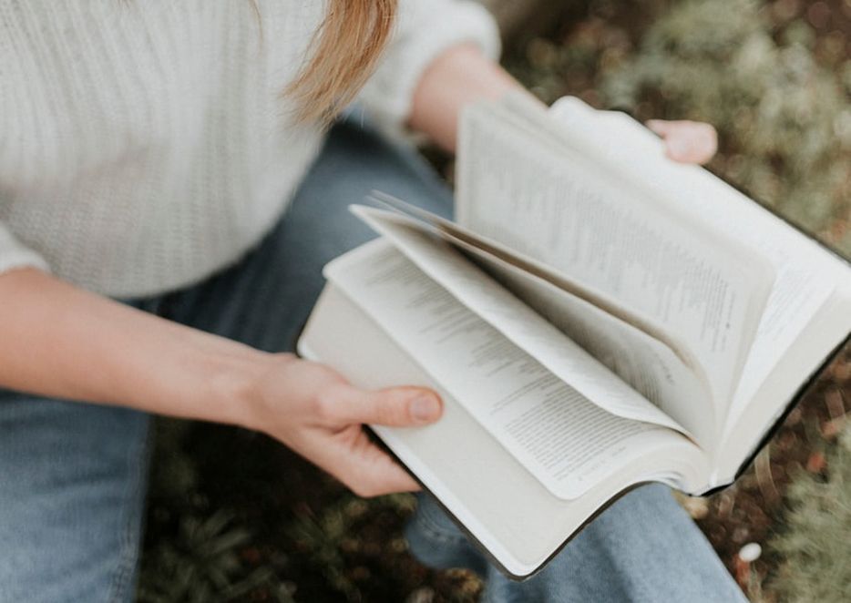 Cos'è la brossura olandese e dove trovarla online: Vuoi stampare una guida turista, un manuale o un libro per bambini? Scegli la brossura olandese: la soluzione più resistente e maneggevole adatta a ogni esigenza Cos'è la brossura olandese e dove trovarla online: Vuoi stampare una guida turista, un manuale o un libro per bambini? Scegli la brossura olandese: la soluzione più resistente e maneggevole adatta a ogni esigenza
