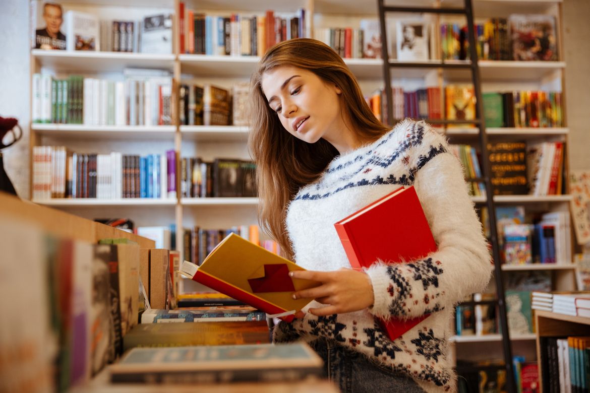 Guida per scrittori in erba: come creare la copertina di un romanzo?: Hai finalmente messo il punto al romanzo che stavi scrivendo? Se la tua storia è giunta a conclusione, scopri come creare la copertina del tuo romanzo. Guida per scrittori in erba: come creare la copertina di un romanzo?: Hai finalmente messo il punto al romanzo che stavi scrivendo? Se la tua storia è giunta a conclusione, scopri come creare la copertina del tuo romanzo.