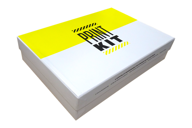 Campionari: * Campionario carte e lavorazioni
* Campionario supporti rigidi
* Print kit: una raccolta di prodotti campione Campionari: * Campionario carte e lavorazioni
* Campionario supporti rigidi
* Print kit: una raccolta di prodotti campione