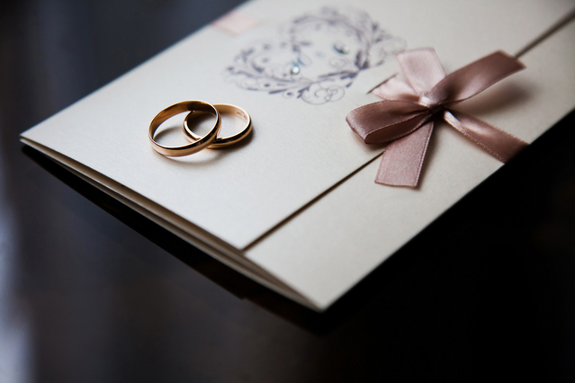 Carta Fedrigoni per le partecipazioni: quale scegliere?: Hai già fissato data e luogo delle nozze? …